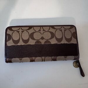 COACH Signature Stripe Accordion Zip-Around Wallet